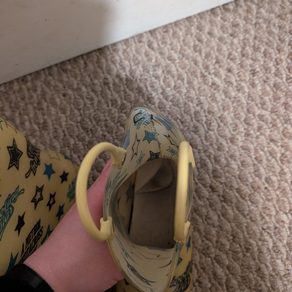 Kids Yellow Star Print Rain Boots - Picture 5 of 6
